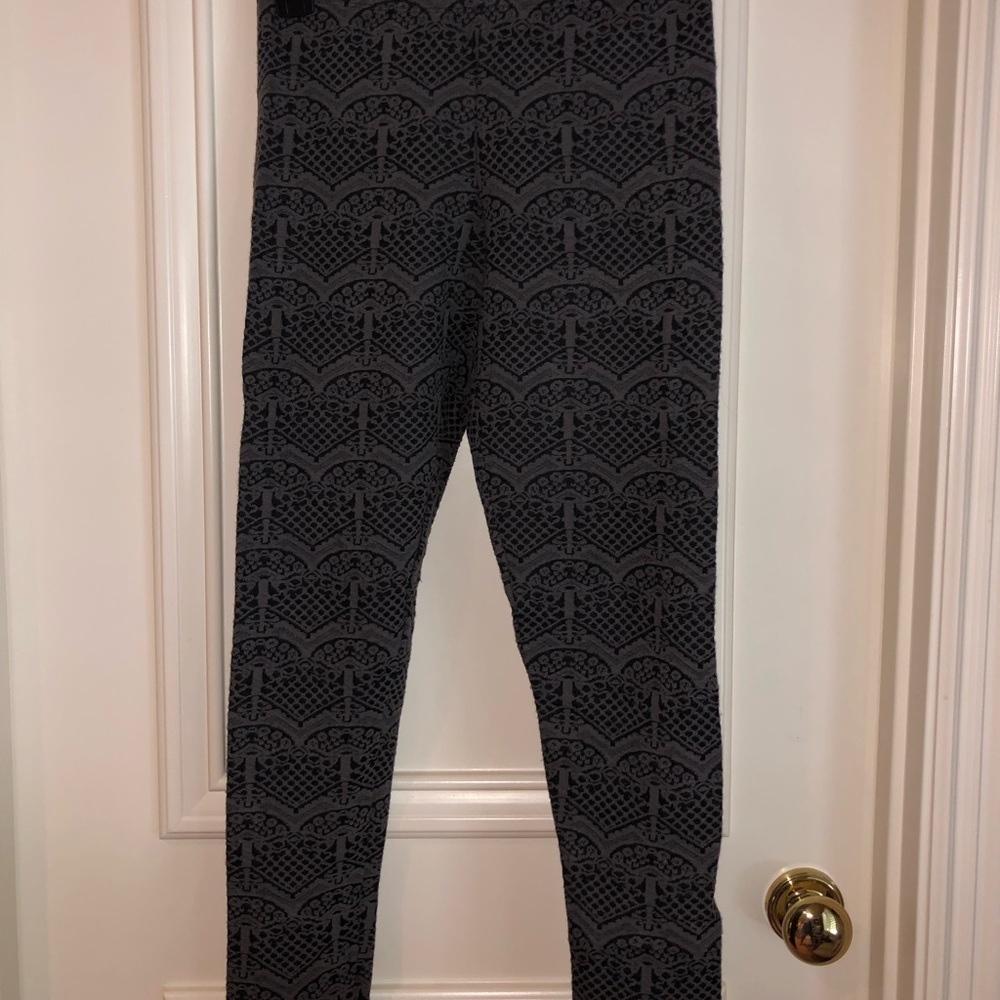 Black&Gray Patterned Leggings
